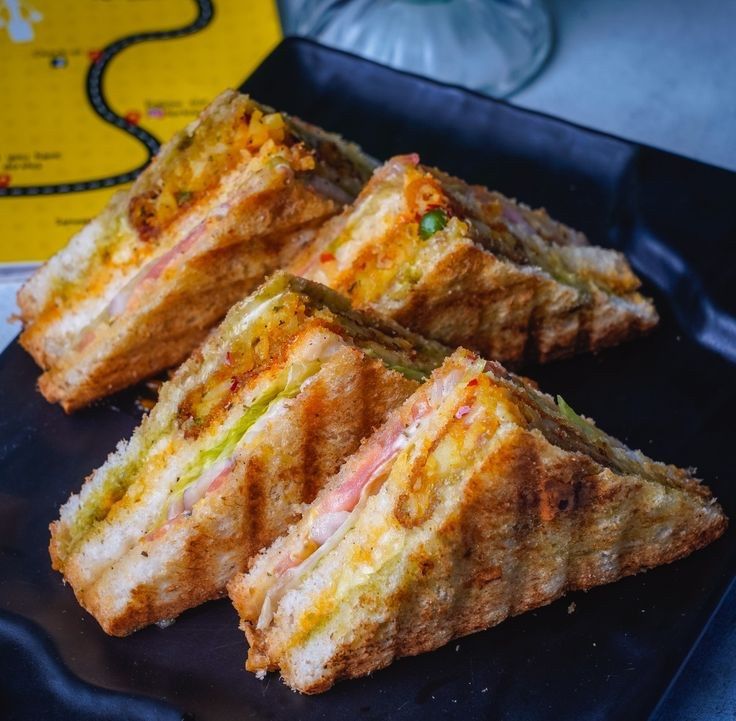 Veg Cheese Sandwich 140 ( Plain / Grilled )